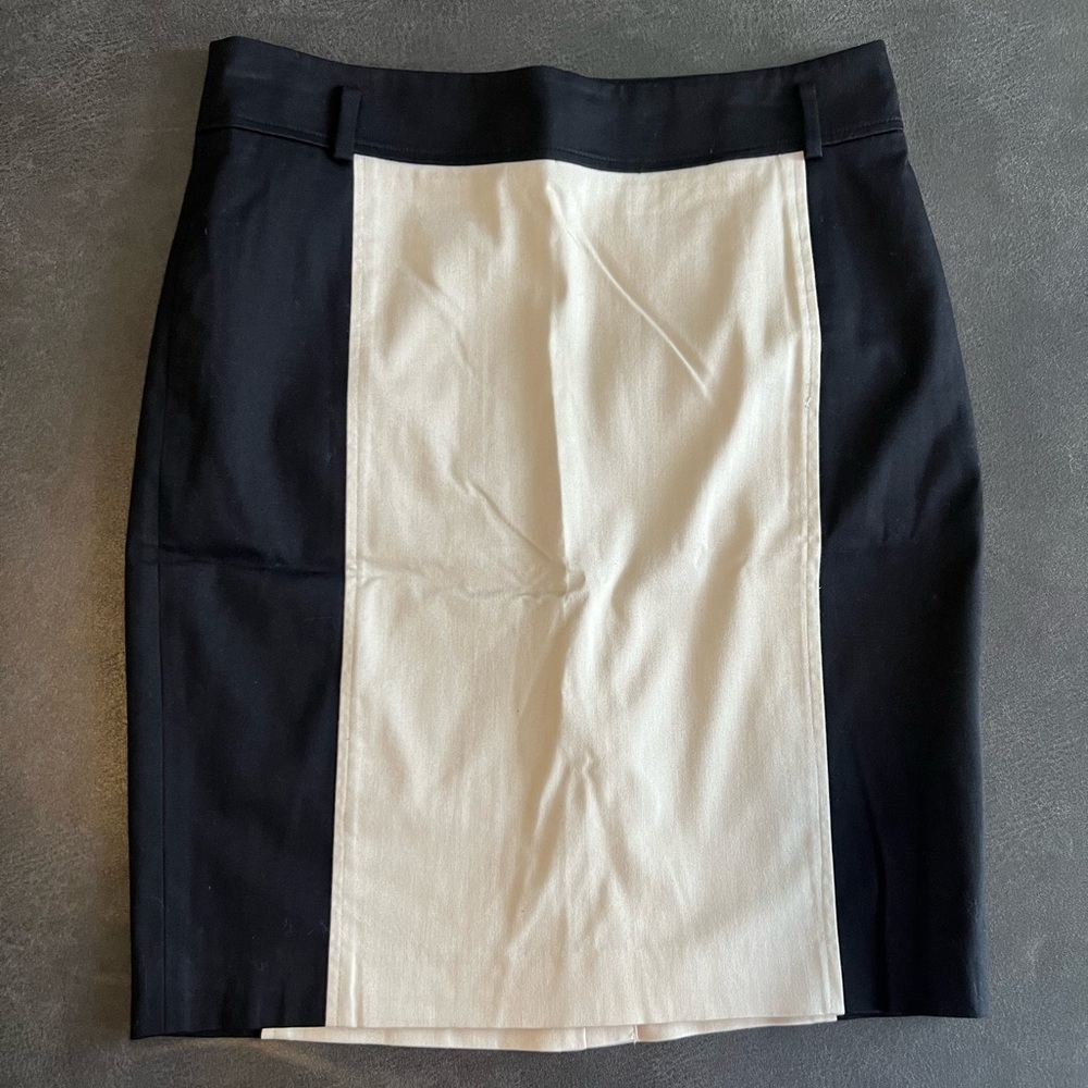 Ann Taylor Skirt - Black & Khaki - Size 4